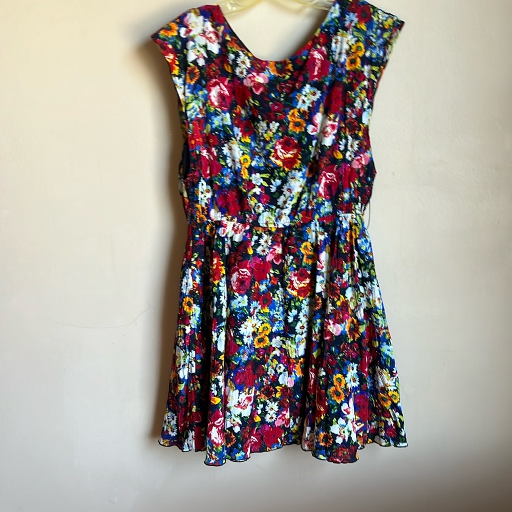 Floral print mini dress small sleeveless